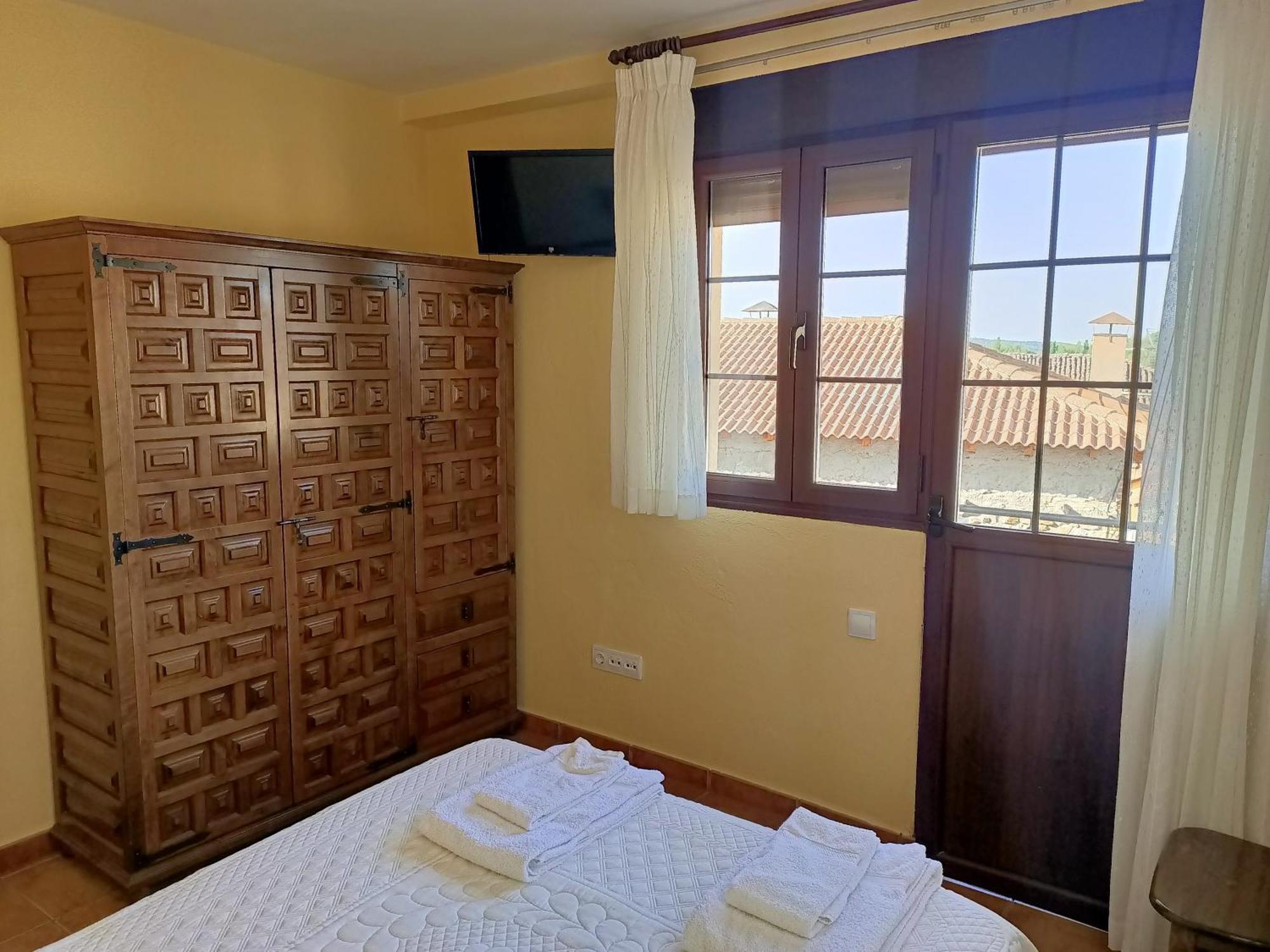 Hotel Rural Valle Del Tuejar Taranilla Kültér fotó